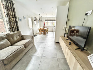 Photo 16- click for photo gallery